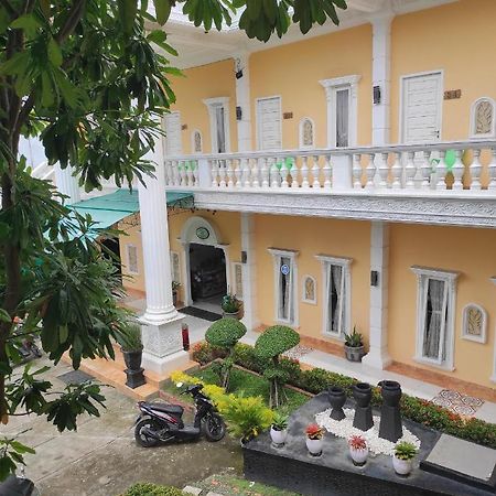 Hotel Nayora Prabumulih Perabumulih Dış mekan fotoğraf