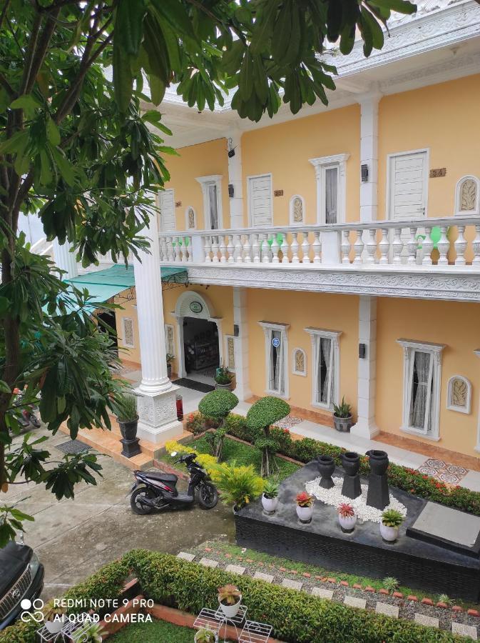 Hotel Nayora Prabumulih Perabumulih Dış mekan fotoğraf