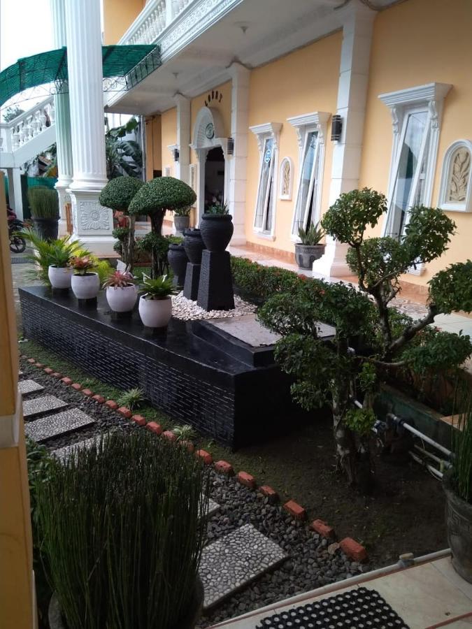 Hotel Nayora Prabumulih Perabumulih Dış mekan fotoğraf