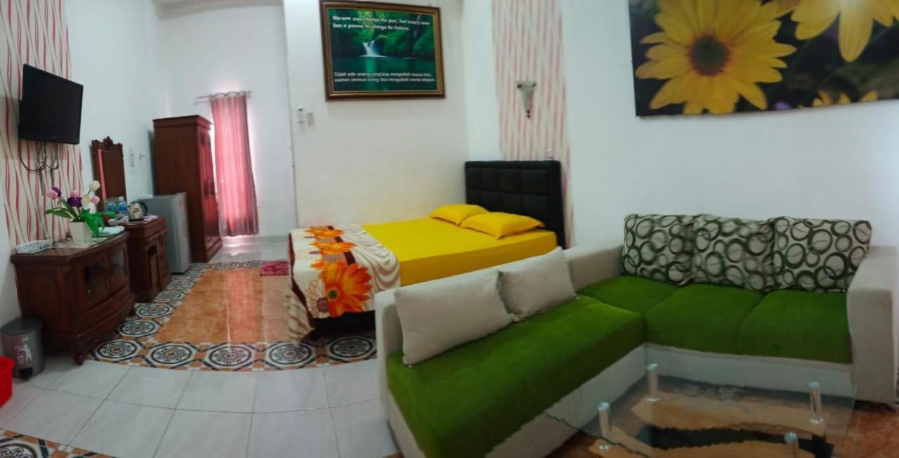 Hotel Nayora Prabumulih Perabumulih Dış mekan fotoğraf